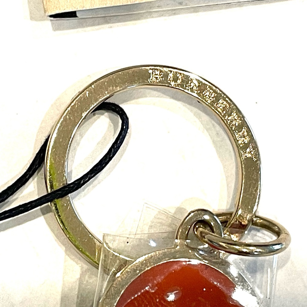 BURBERRY keychain ring plaque logo MADE IN ITALY New - Picture 4 of 11